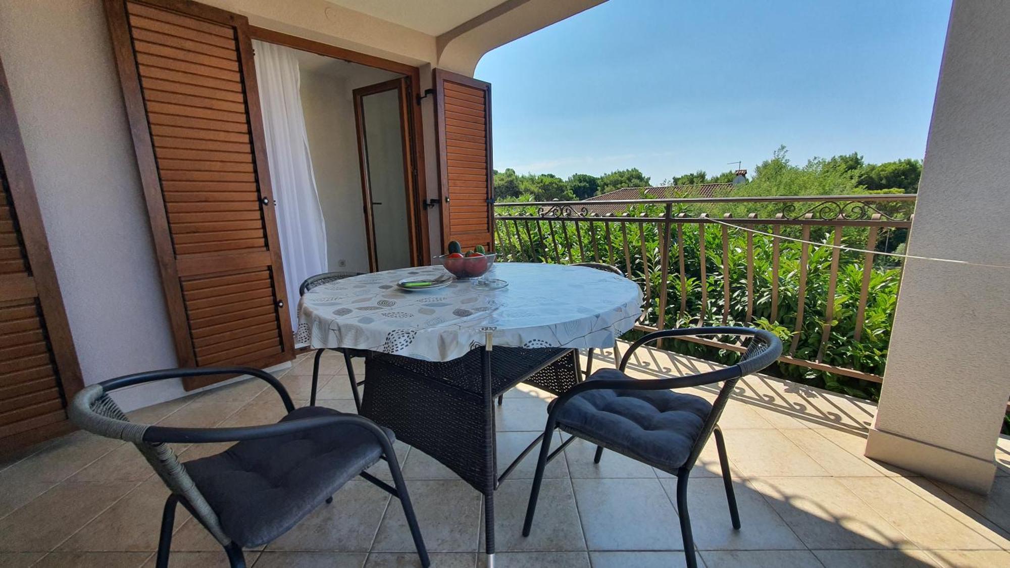 Apartments Villa Tre Marie ロヴィニ エクステリア 写真