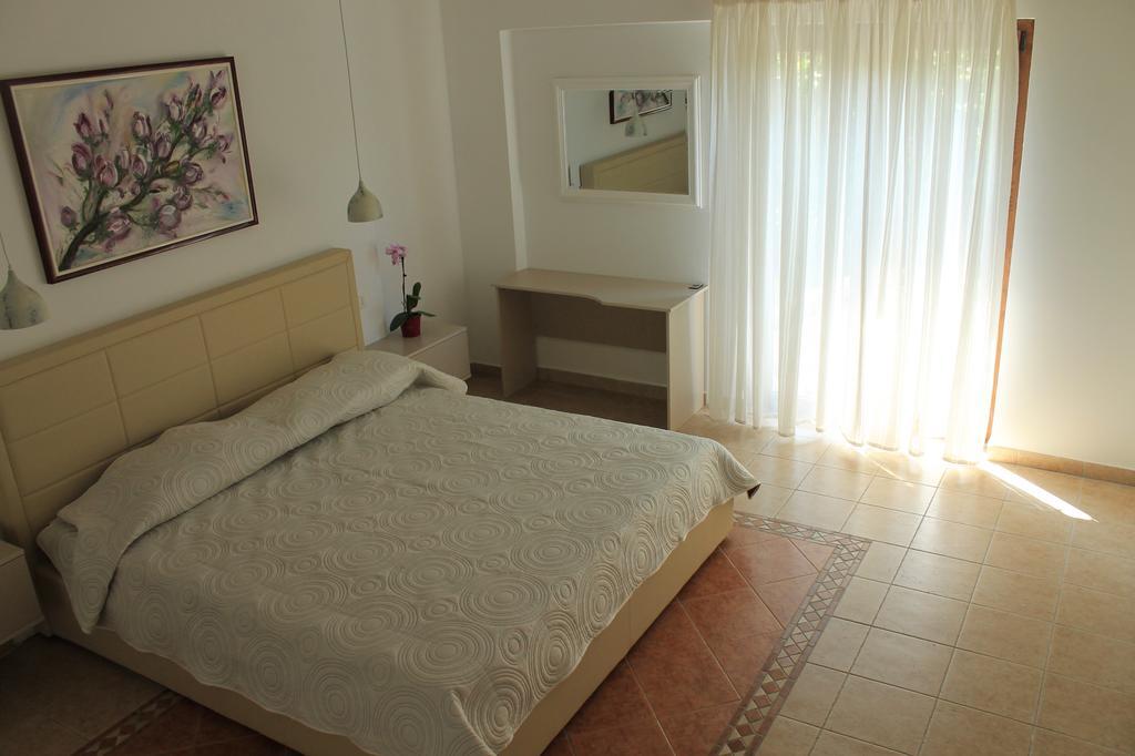 Apartments Villa Tre Marie ロヴィニ エクステリア 写真
