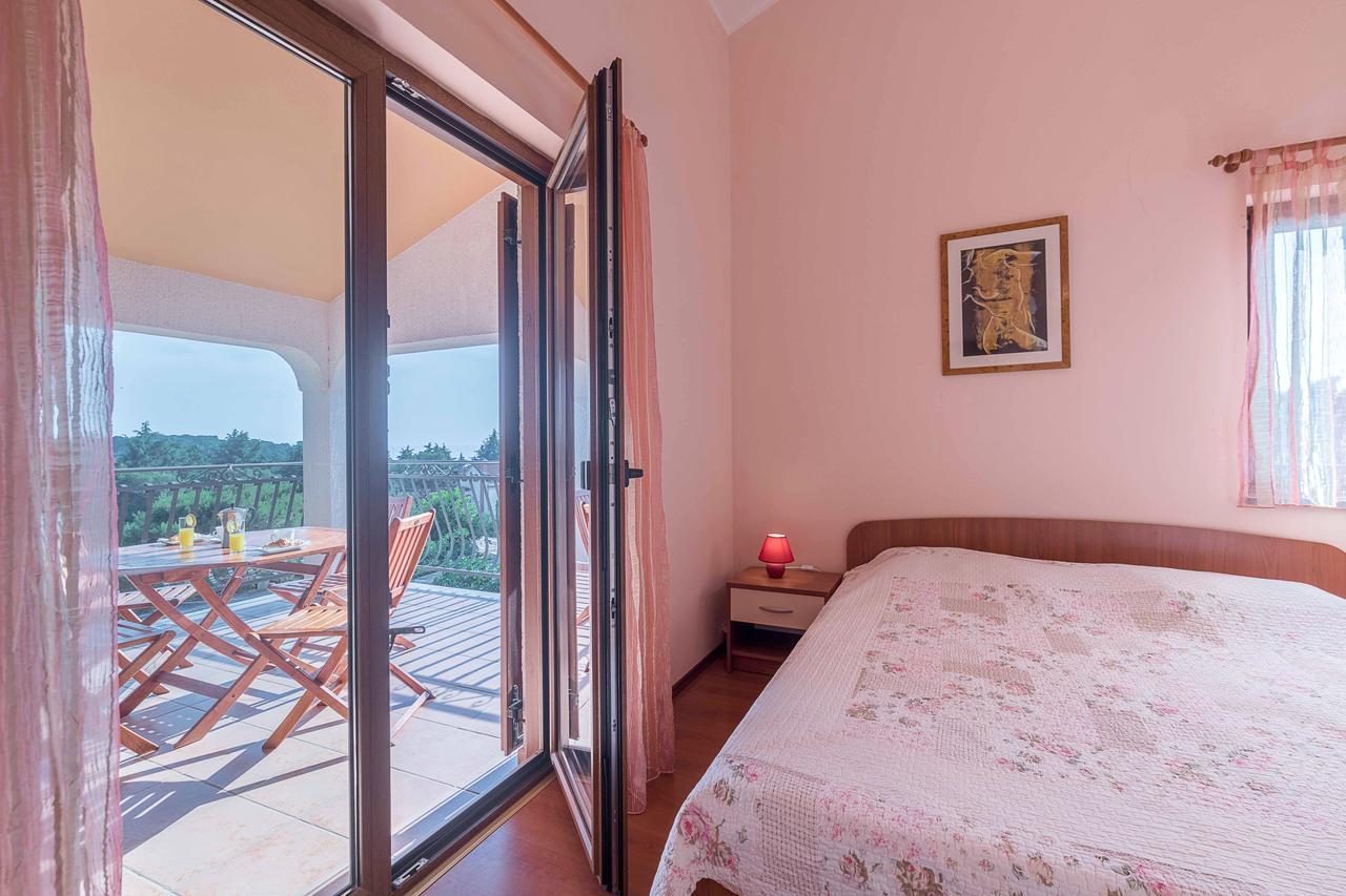 Apartments Villa Tre Marie ロヴィニ エクステリア 写真