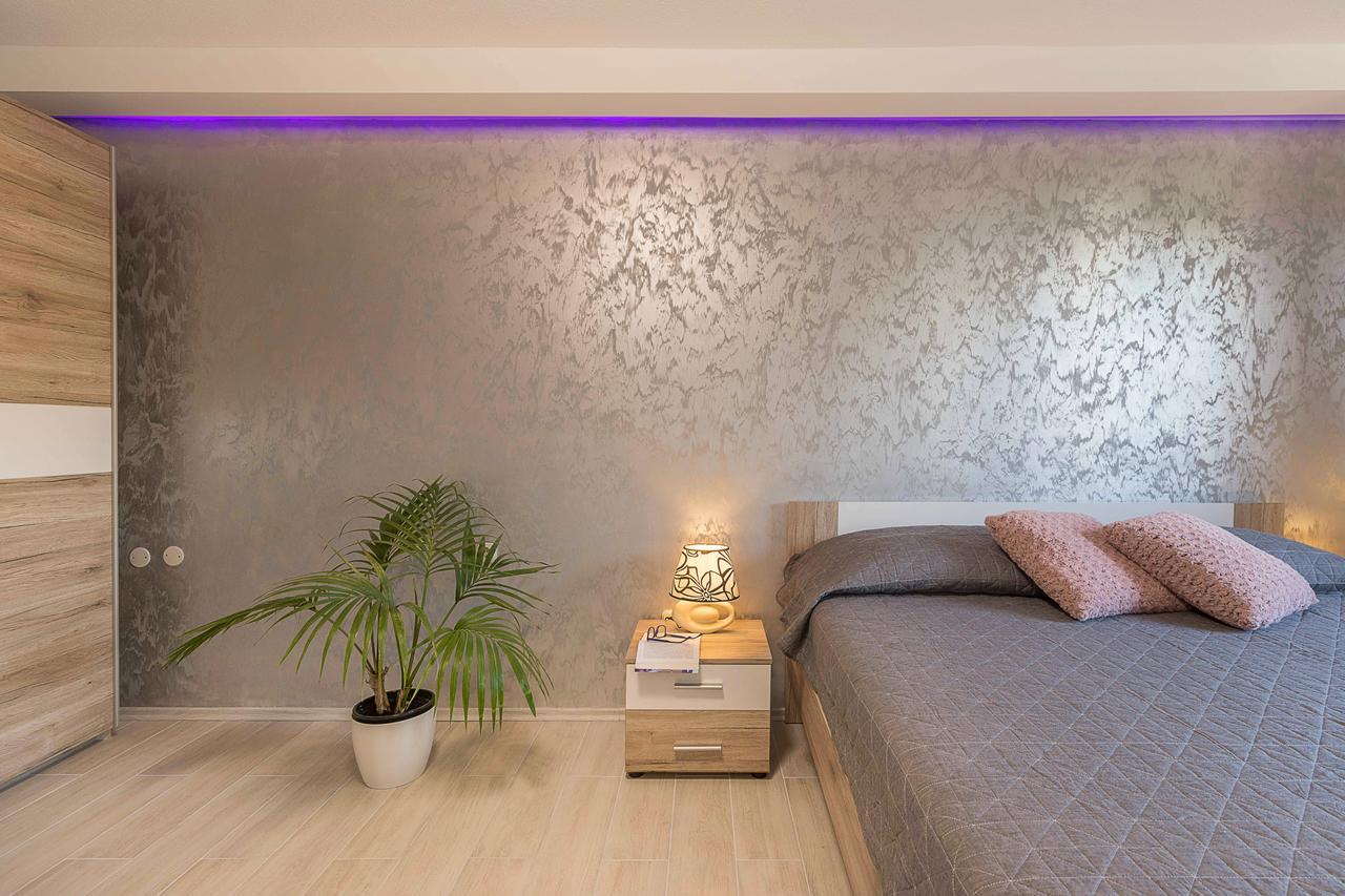 Apartments Villa Tre Marie ロヴィニ エクステリア 写真